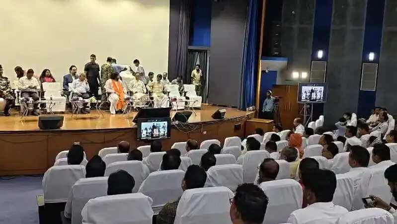 बाढ़ से निपटने की तैयारी तेज, उत्तरकन्या में उच्चस्तरीय बैठक
