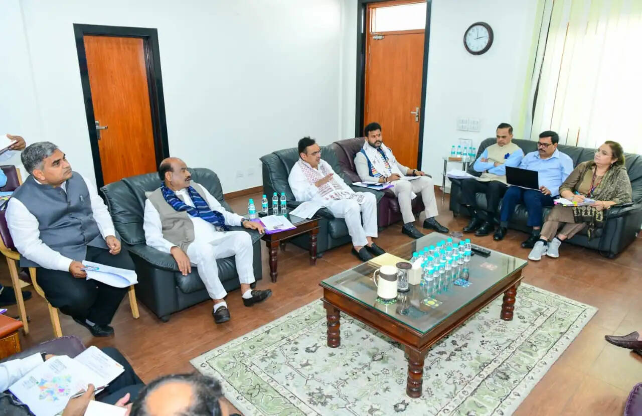 राजस्थान में हवाई सेवाओं के विस्तार पर मंथन, नए एयरपोर्ट और हवाई पट्टियों के विकास पर जोर