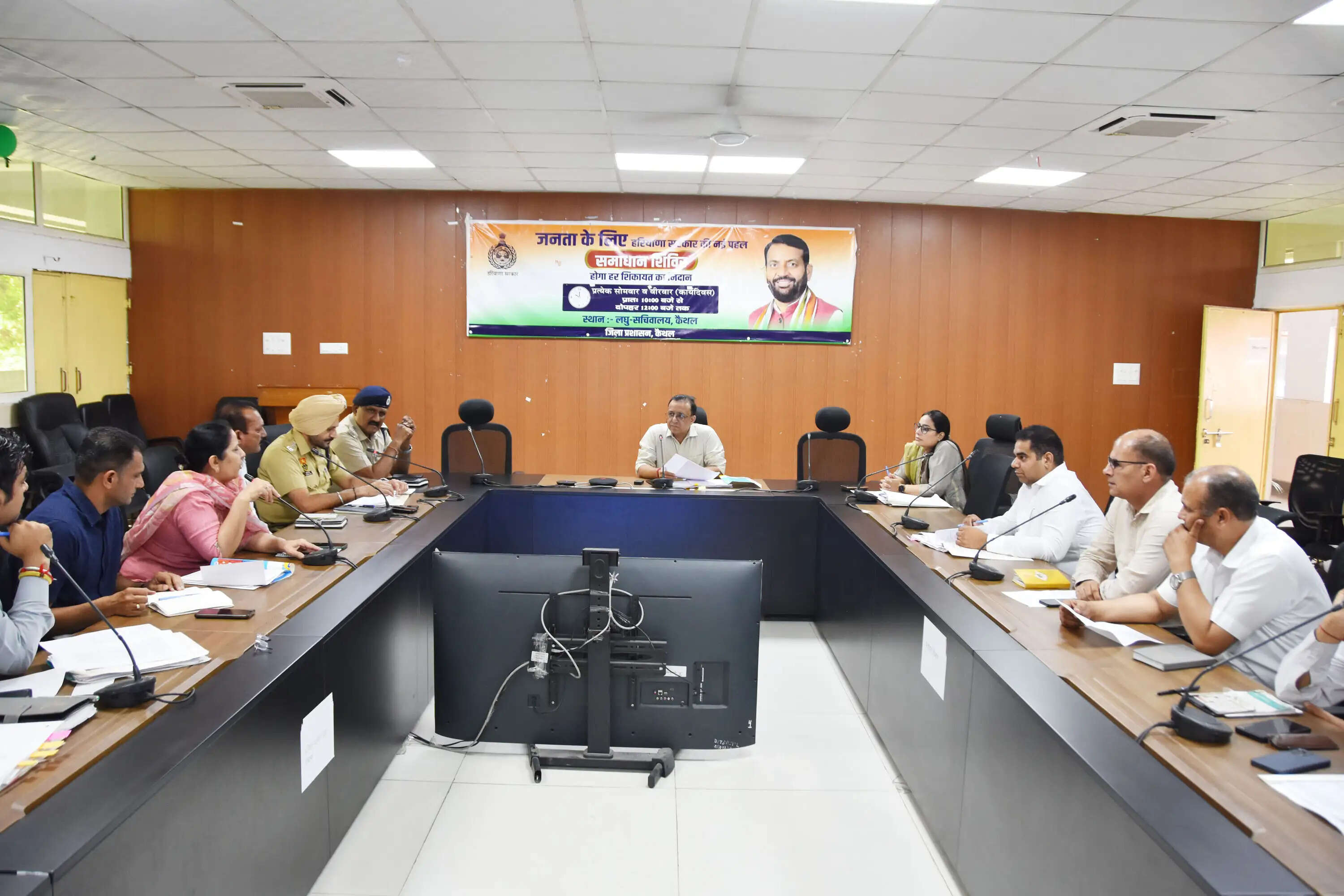कैथल: मेडिकल स्टोरों पर कड़ी निगरानी के निर्देश, नियम तोड़ने वालों पर होगी सख्त कार्रवाई