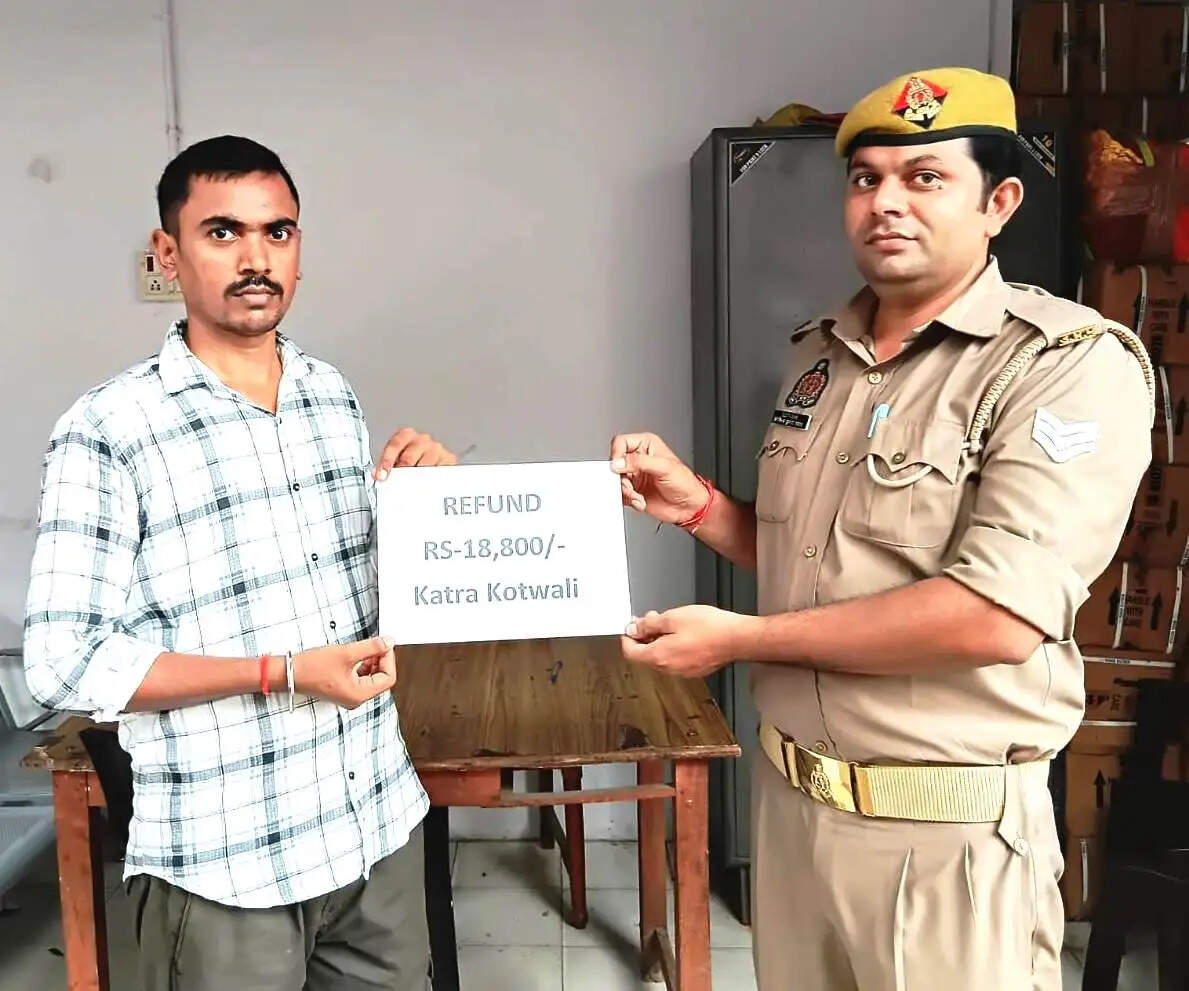 साइबर ठगी के 18,800 रुपये पुलिस ने वापस कराए
