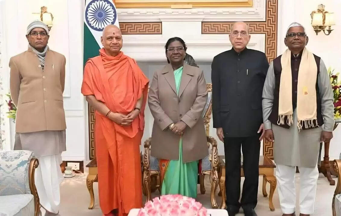 राम जन्मभूमि के चैत्र शुक्ल प्रतिपदा के कार्यक्रम में आने के लिए ट्रस्ट ने राष्ट्रपति से किया आग्रह