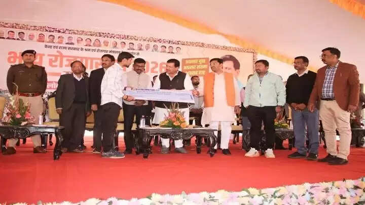 कौशल विकास और तकनीकी क्षेत्र में रोजगार के विपुल अवसरः गणेश सिंह