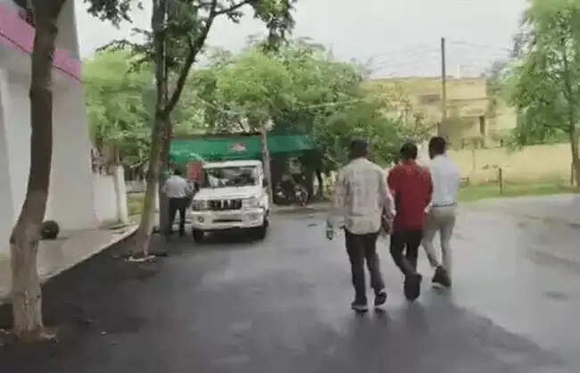 रेवाड़ी में चार हजार की रिश्वत लेते पटवारी गिरफ्तार