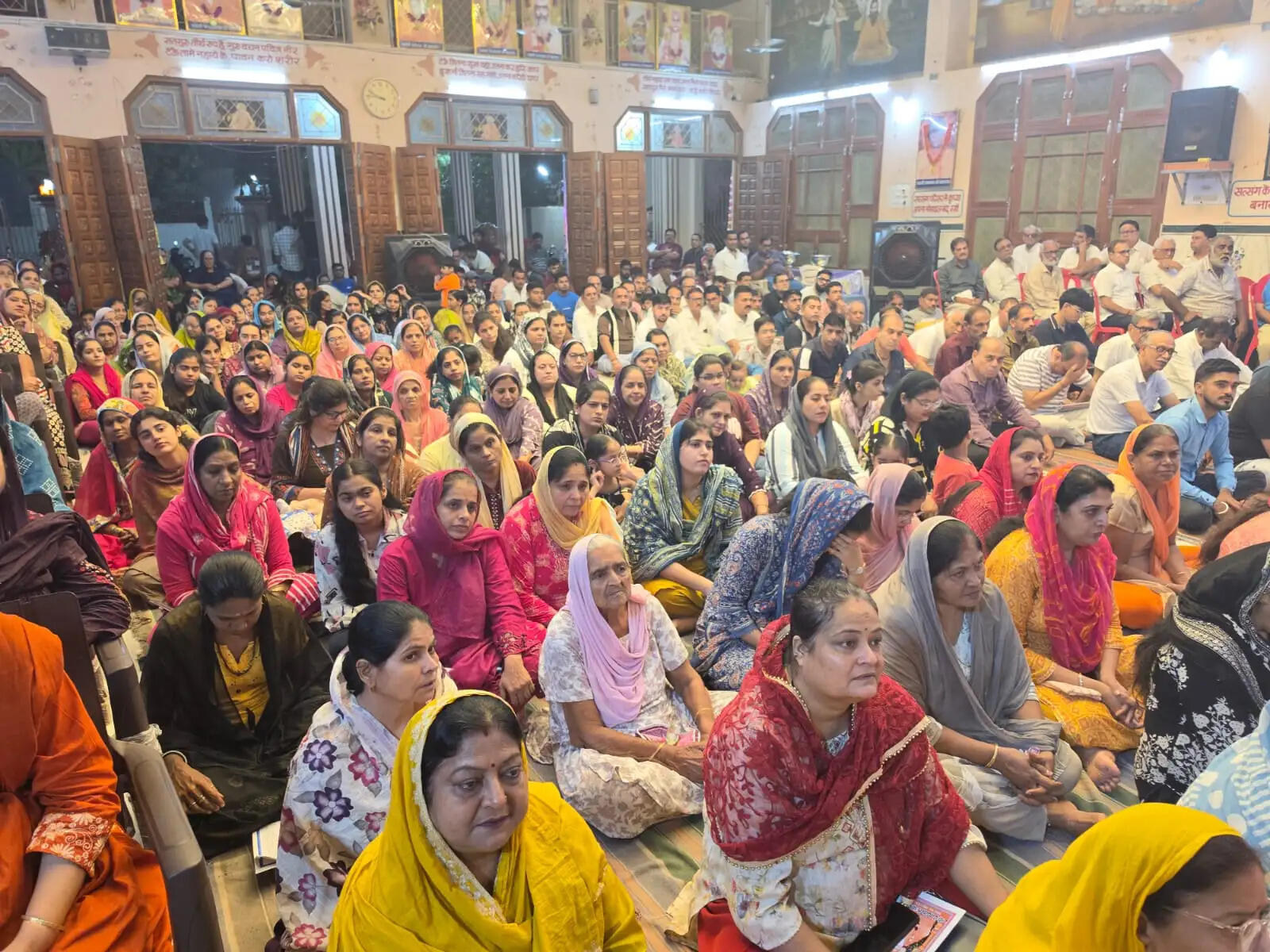 मन पर विजय का एकमात्र मार्ग है सत्गुरु की शरण: संत लोकेश