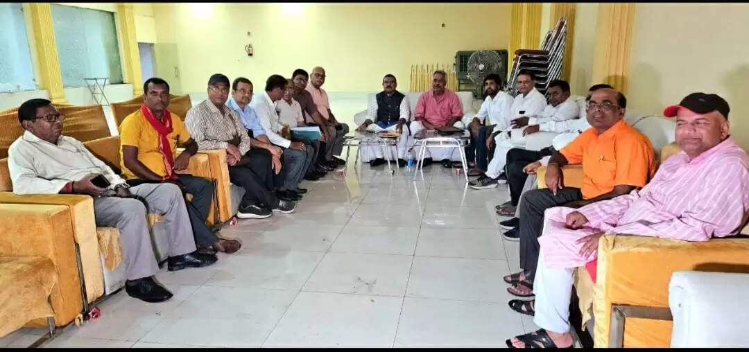 भाषा का विवाद पैदा करने वाले जयचंदों से सचेत रहे सरकार : कैलाश