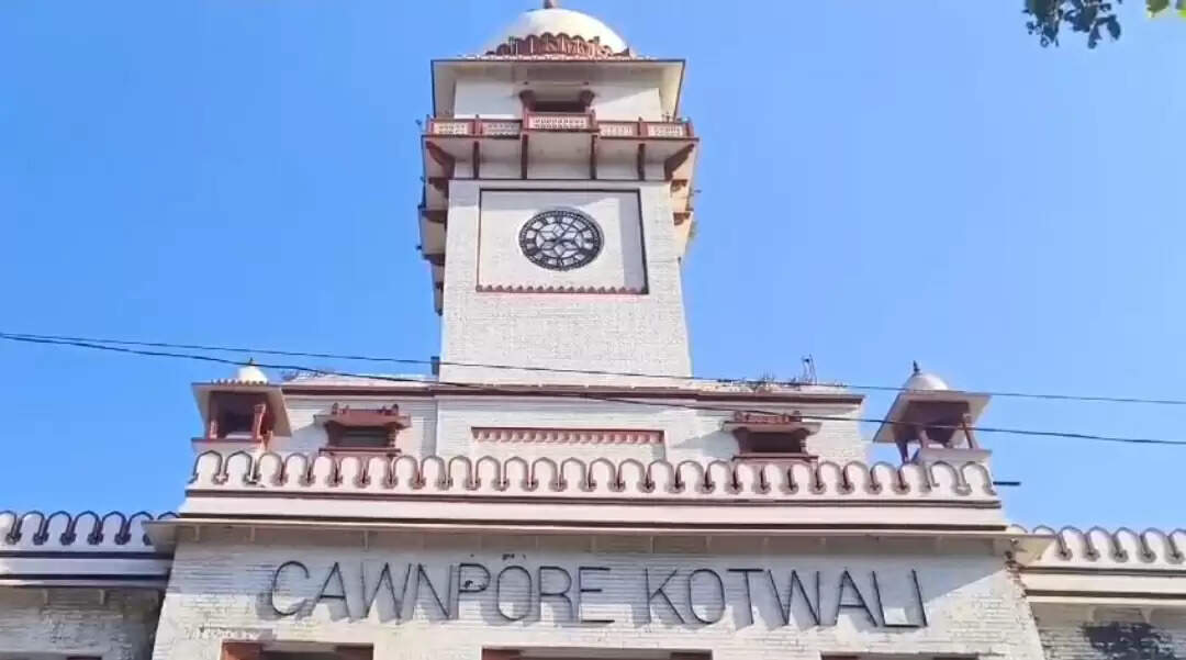 शादी का झांसा देकर छात्रा से दुष्कर्म, कांस्टेबल पर केस दर्ज