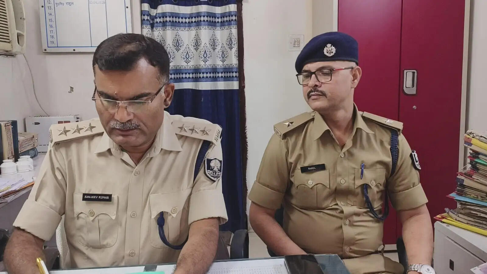 45.5 किलो गांजा के साथ दो महिला सहित तीन तस्कर गिरफ्तार