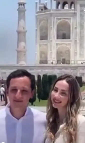 अमेरिकी राष्ट्रपति डोनाल्ड ट्रंप की पुत्री पहुंची आगरा, पति के साथ ताज का किया दीदार