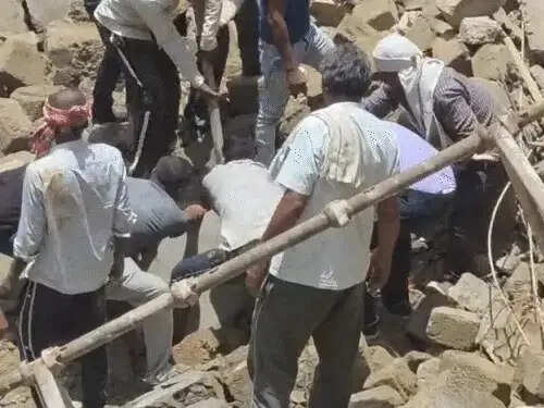 राजस्थान में निर्माणाधीन रिसॉर्ट की दीवार ढही, दो महिलाओं समेत तीन मजदूरों की मौत