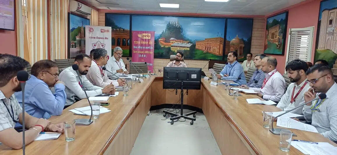 विद्यार्थी ऋण और अन्य ऋणों के आवंटन में न हो देरी : अभिषेक गर्ग