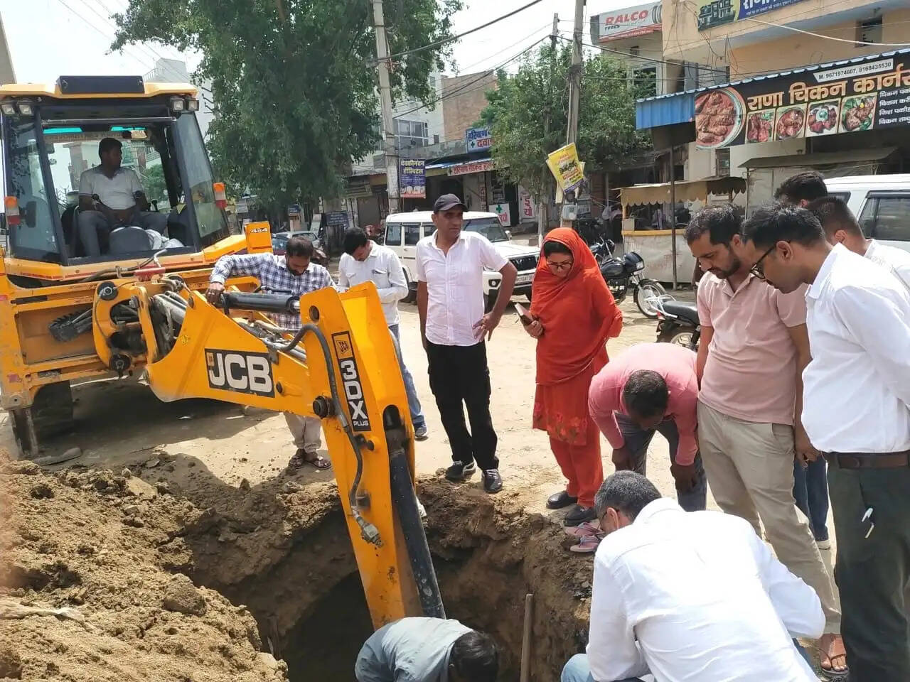 हिसार में बरसाती नाले के निर्माण कार्य की जांच को पहुंची सीएम फ्लाइंग टीम