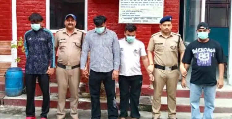 मेला अस्पताल की इमरजेंसी में तोड़फोड़, मारपीट और हंगामा, चार आरोपित गिरफ्तार