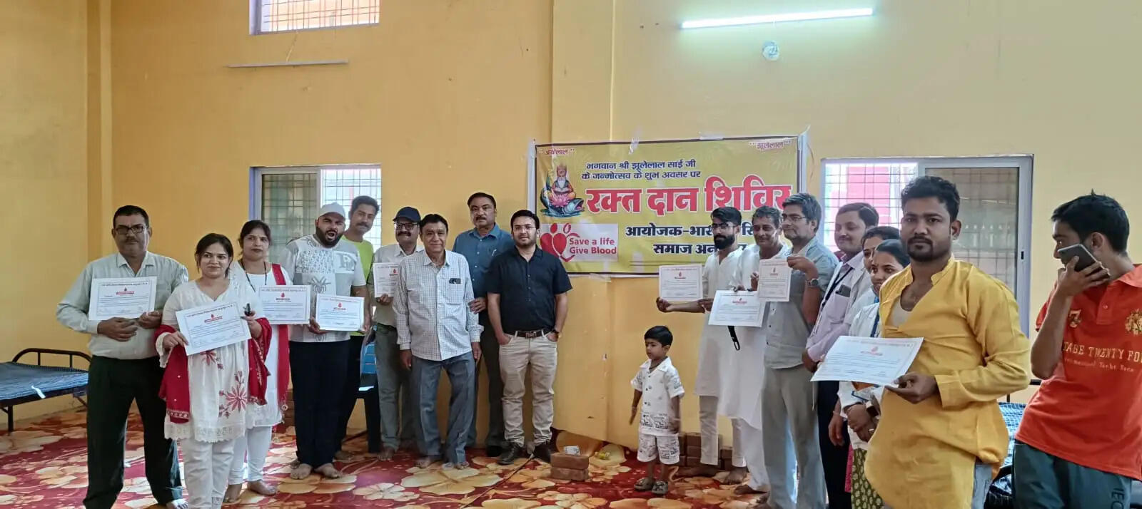 अनूपपुर: सिंधु समाज ने धूमधाम से मनाया भगवान झूलेलाल के जन्मोत्सव, निकाली गई शोभायात्रा