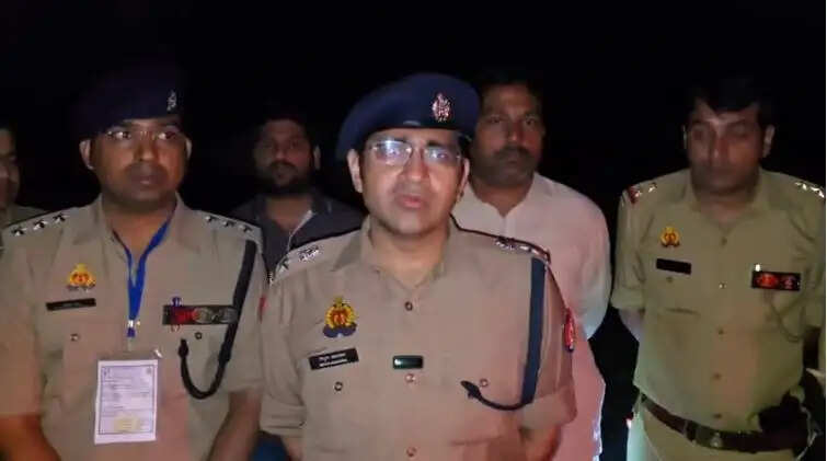 लखनऊ पुलिस ने मुठभेड़ में पकड़े चार बदमाश, दो घायल