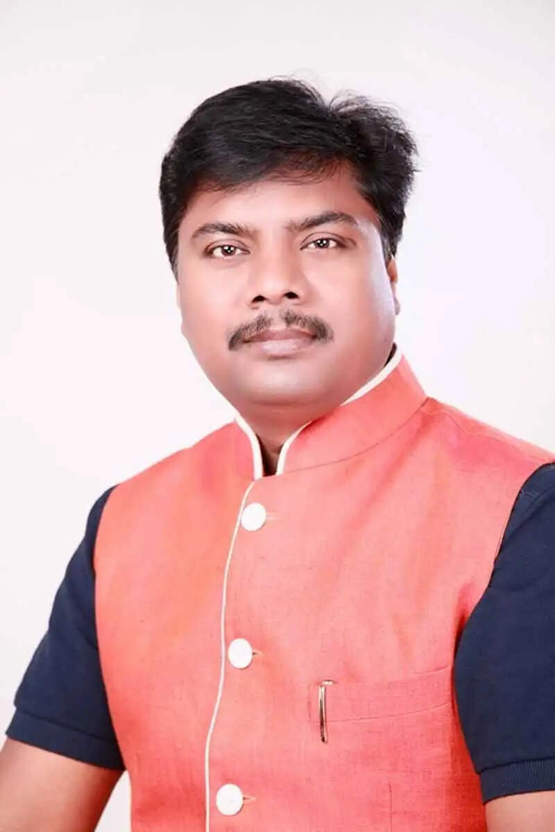 भाजपा प्रदेश कार्यालय के 'सहयोग केंद्र' में आज&nbsp;वन मंत्री केदार कश्यप&nbsp;कार्यकर्ताओं से करेंगे&nbsp;मुलाकात