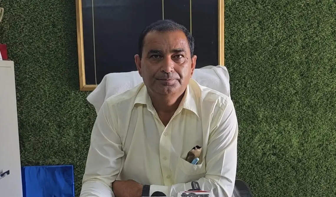 आठ छात्राओं की तबीयत बिगड़ी, उपचार के बाद सभी घर लौटीं -प्रिंसिपल ने कहा ऐसी घटनाओं को सनसनीखेज बनाना उचित नहीं