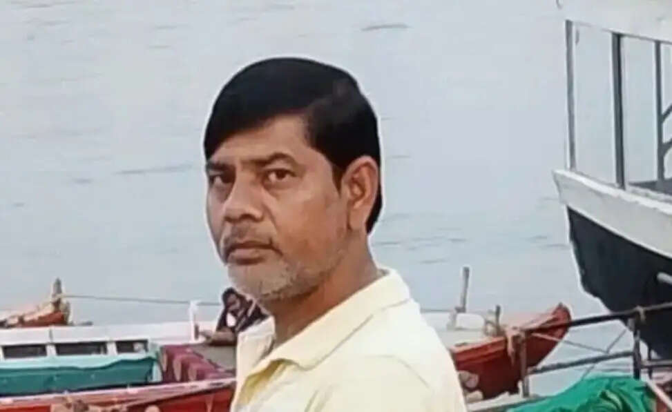 अज्ञात वाहन की टक्कर से बाइक सवार की मौत, पोस्टमार्टम के लिए भेजा गया शव