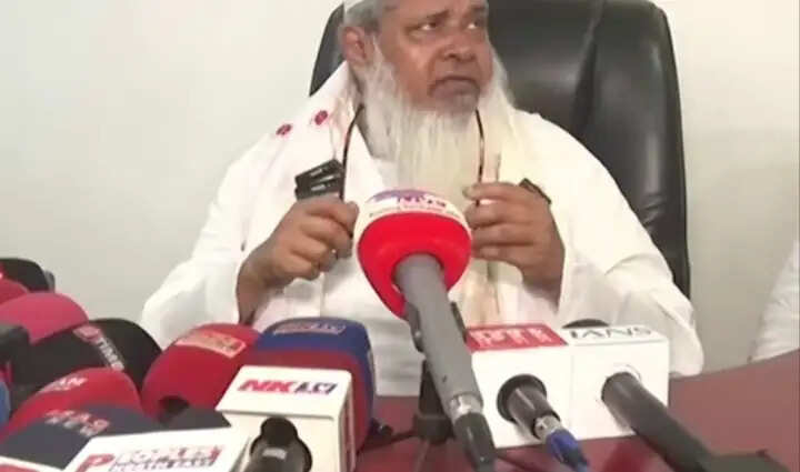 गौरव गोगोई पर बरसे बदरुद्दीन अजमल, बोले- ‘बहुत ही घटिया सोच के व्यक्ति हैं’