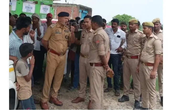 खेत से खास लेकर लोट रहे किसान की बाइक की टक्कर से मौत