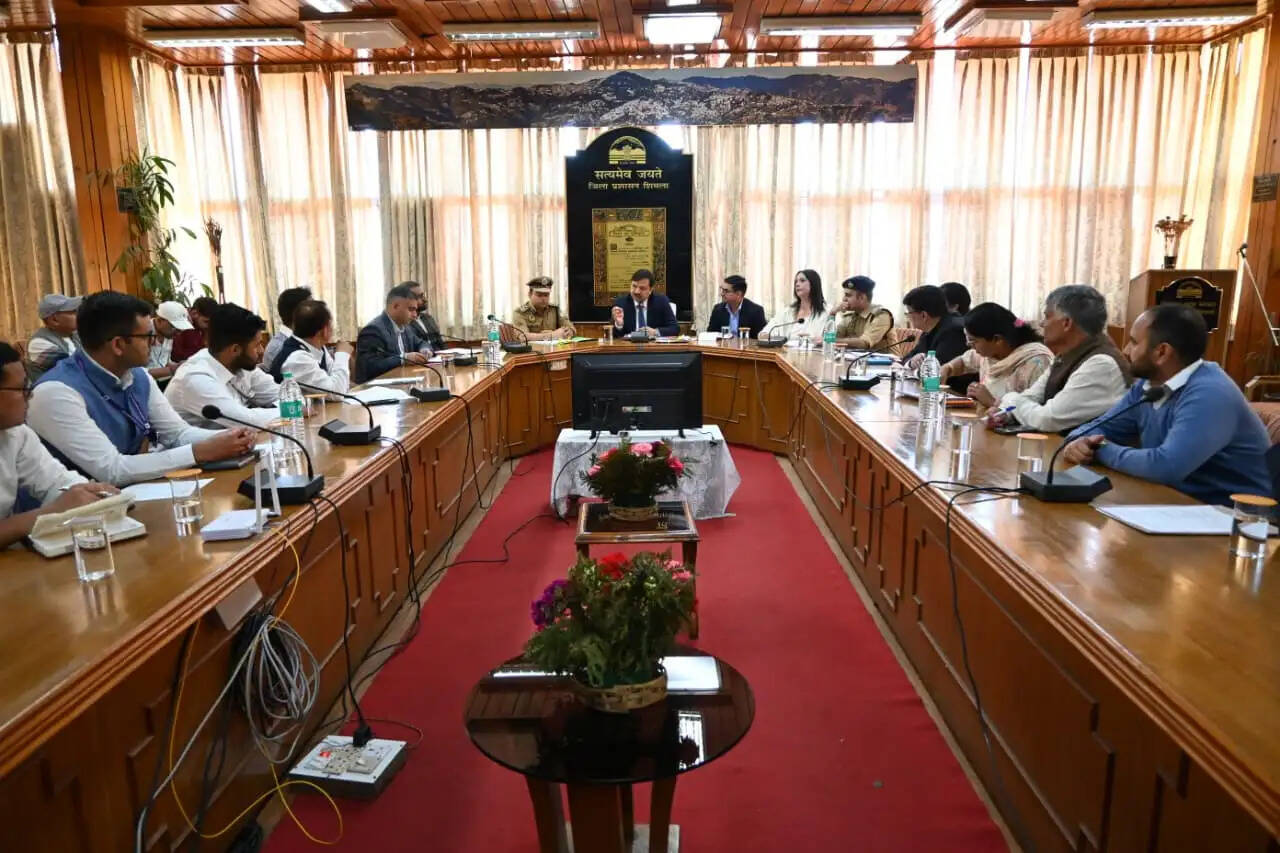 राष्ट्रपति द्रौपदी मुर्मू के शिमला दौरे की तैयारियां तेज, प्रशासन ने की व्यस्थाओं की समीक्षा