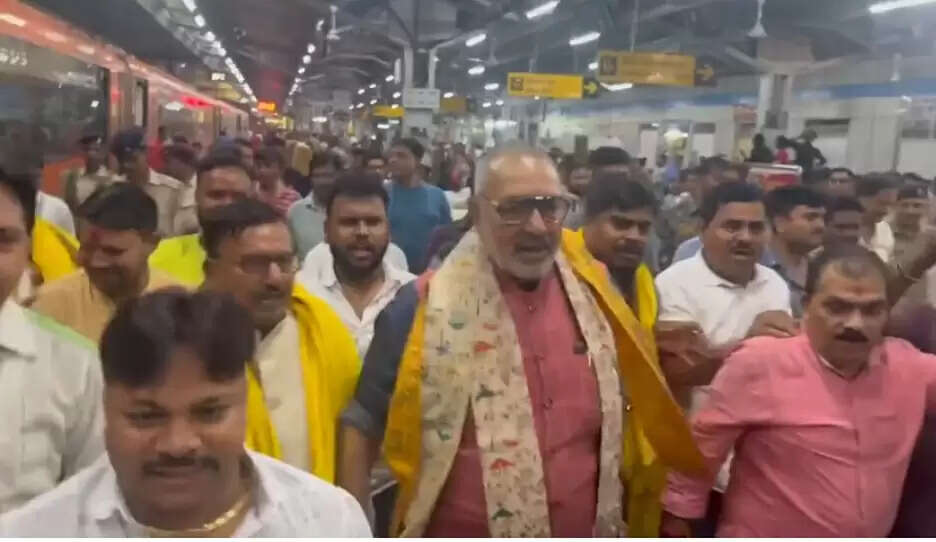 केंद्रीय मंत्री गिरिराज बाेले-आदिवासियों के लिए नुकसानदेह है झारखंड सरकार