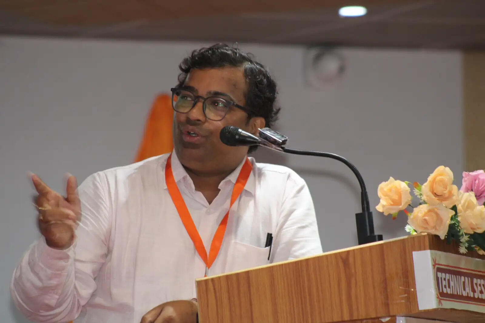 एंटीबाॅयोटिक दवाओं के अनुचित उपयोग से एएमआर का संकट : प्रोफेसर प्रद्योत प्रकाश