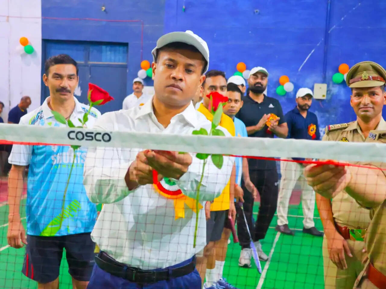 प्रयागराज जोन की अंतरजनपदीय बैडमिंटन-टेबल टेनिस प्रतियोगिता का एसपी ने किया शुभारंभ