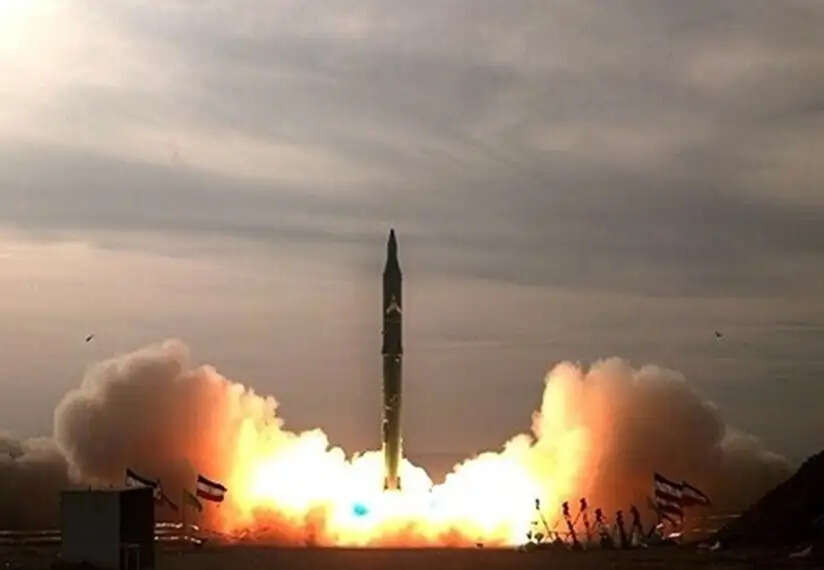 ईरान ने पहली बार इजराइल पर दागी सेजिल बैलिस्टिक मिसाइल, कहा- अमेरिका से युद्धविराम की पेशकश नहीं की