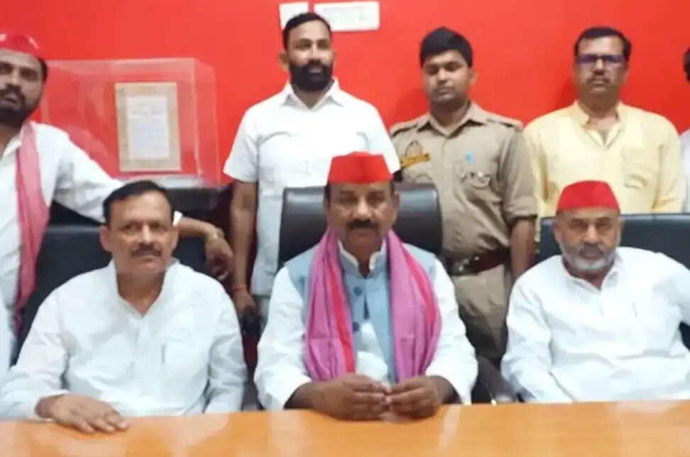 सरकार नौजवानों को नौकरी नहीं देना चाहती - श्यामपाल लाल