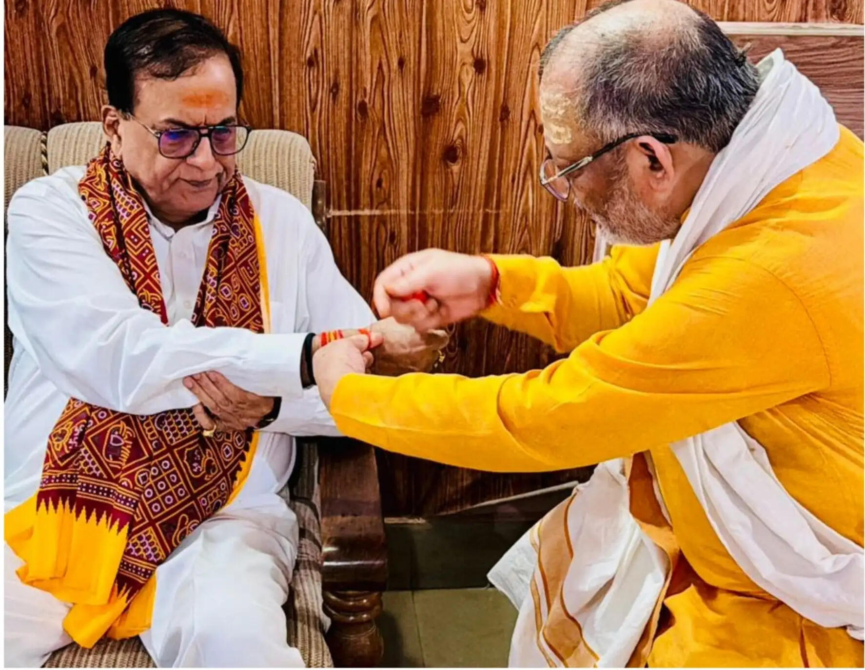 सर्वसमाज को लेकर विधानसभा का चुनाव लडे़गी बसपा : सतीश चंद्र मिश्र