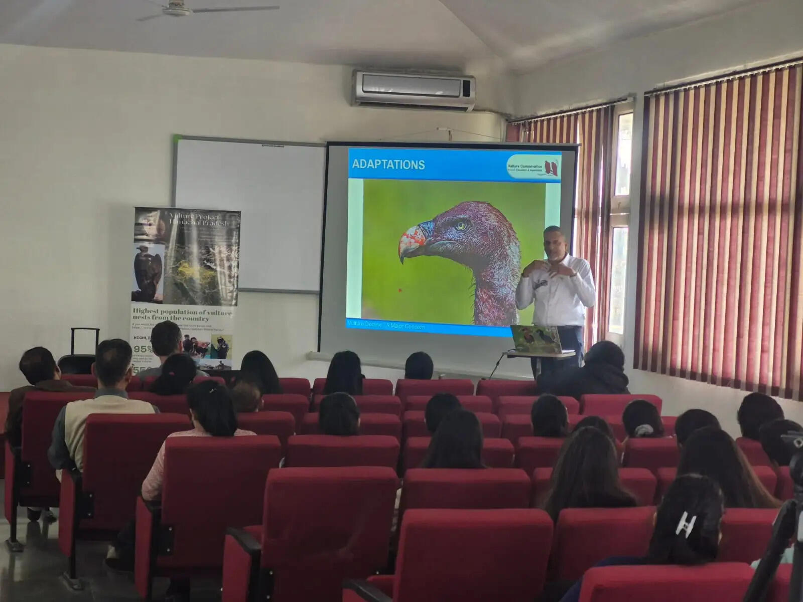 पारिस्थितिक संतुलन हेतु गिद्धों का संरक्षण जरूरी : कृषि विश्वविद्यालय में कार्यशाला आयोजित