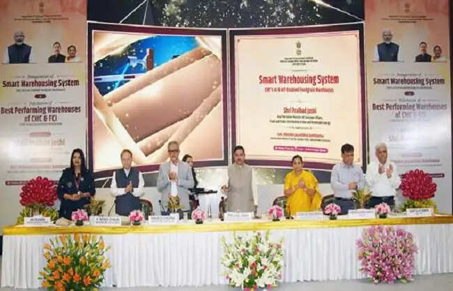 प्रह्लाद जोशी ने अनाज भंडारण के लिए स्मार्ट वेयरहाउसिंग सिस्टम को किया लॉन्च