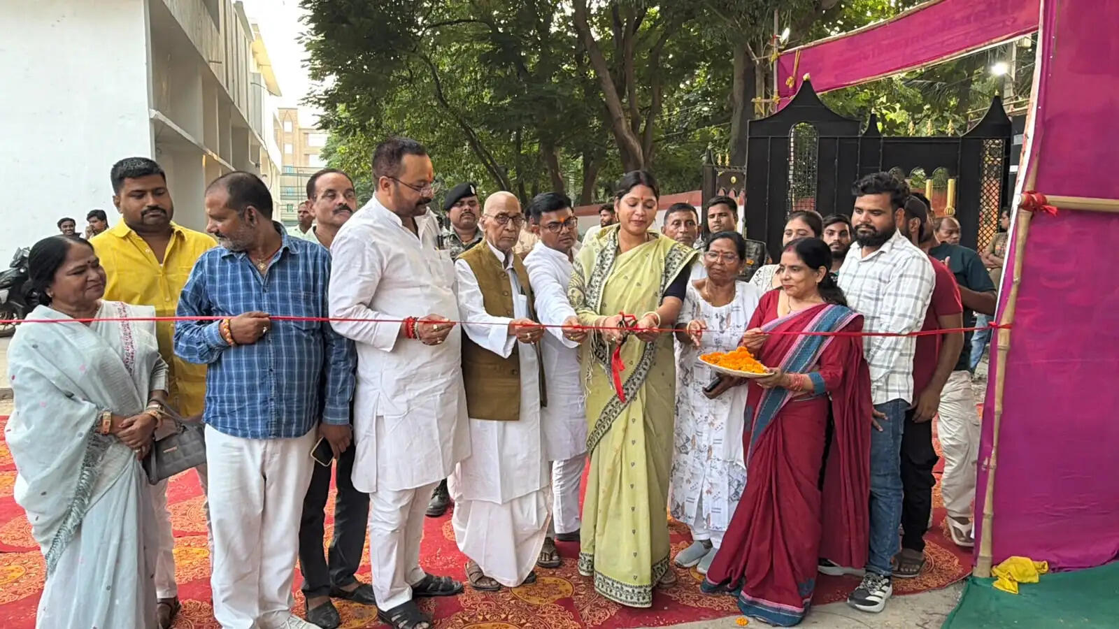छपरा में खादी, हैंडलूम, स्वदेशी मेले का छपरा विधायक ने किया उद्घाटन
