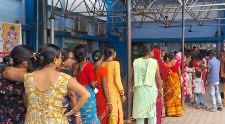 घर-घर वायरल बुखार का कहर,&nbsp;जलपाईगुड़ी में बढ़ी मरीजों की भीड़