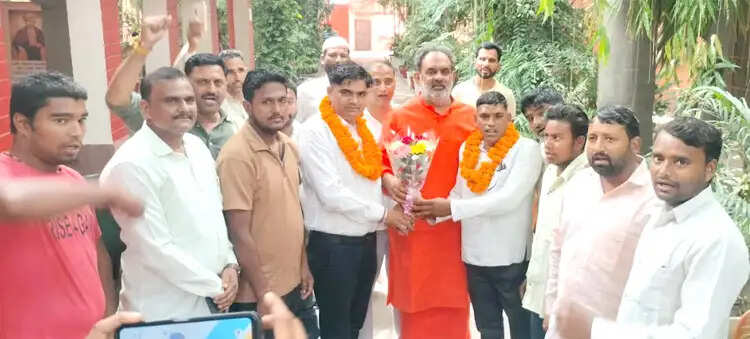 भाजपा&nbsp;कार्यकर्ताओं&nbsp;ने&nbsp;नव&nbsp;नियुक्त&nbsp;पदाधिकारियाें&nbsp;का&nbsp;किया&nbsp;स्वागत