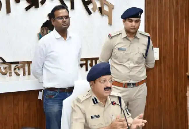 अशोकनगर में युवती से डेढ़ करोड़ की ठगी, अश्लील वीडियो से पांच साल किया ब्लैकमेल, 4 गिरफ्तार