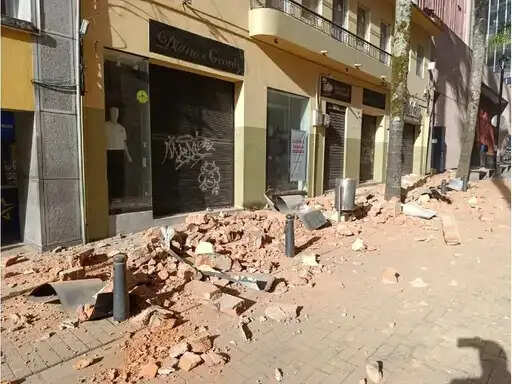 कोलंबिया में 7.4 तीव्रता के भूकंप से दहशत, कई इमारतें क्षतिग्रस्त