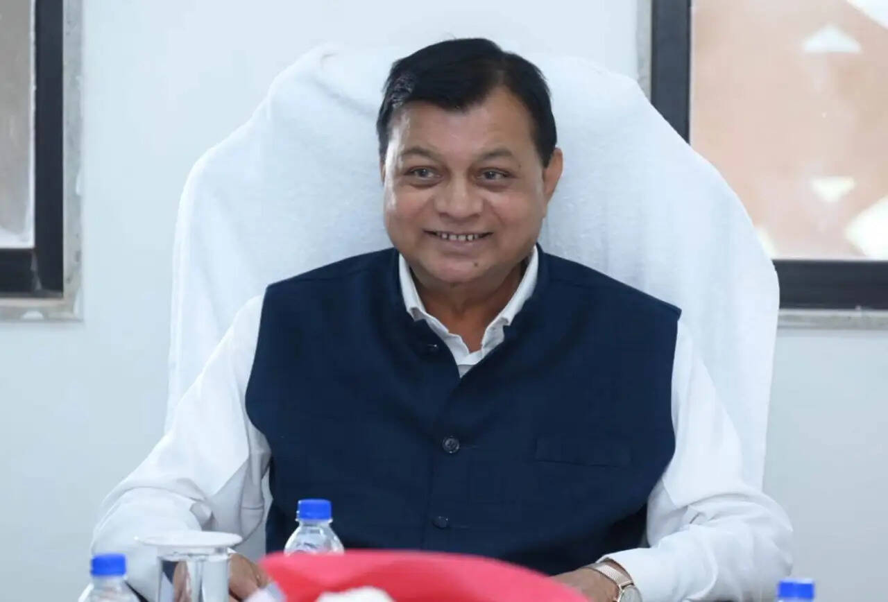 कोरबा : उद्योग मंत्री ने मुआवजा, पुनर्वास एवं पुनर्स्थापना होने के बाद ही जनसुनवाई करने के दिए निर्देश