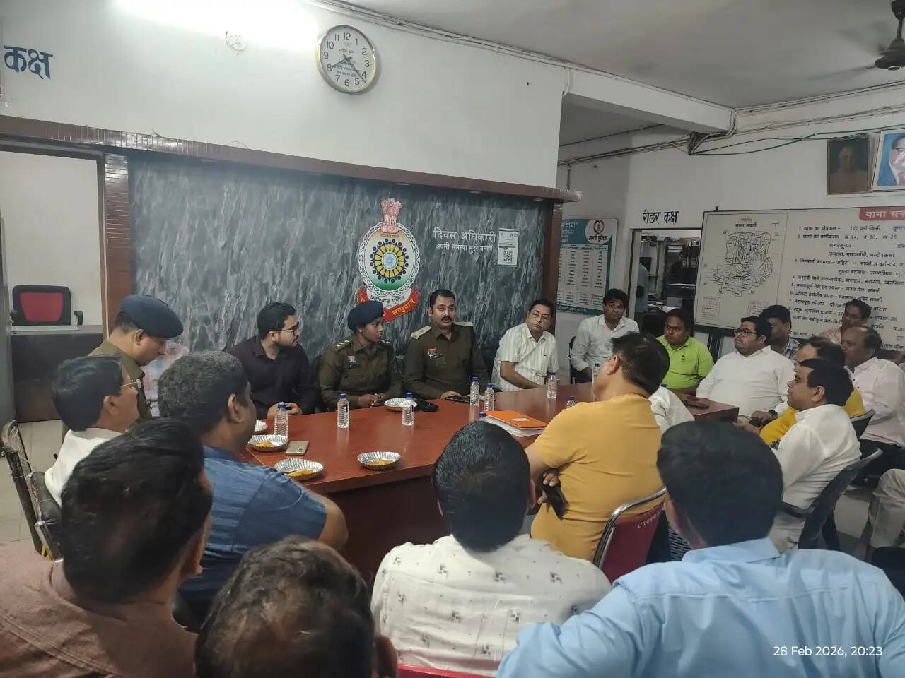 होली पर्व को शांतिपूर्ण ढंग से मनाने सक्ती थाना में शांति समिति की बैठक आयोजित