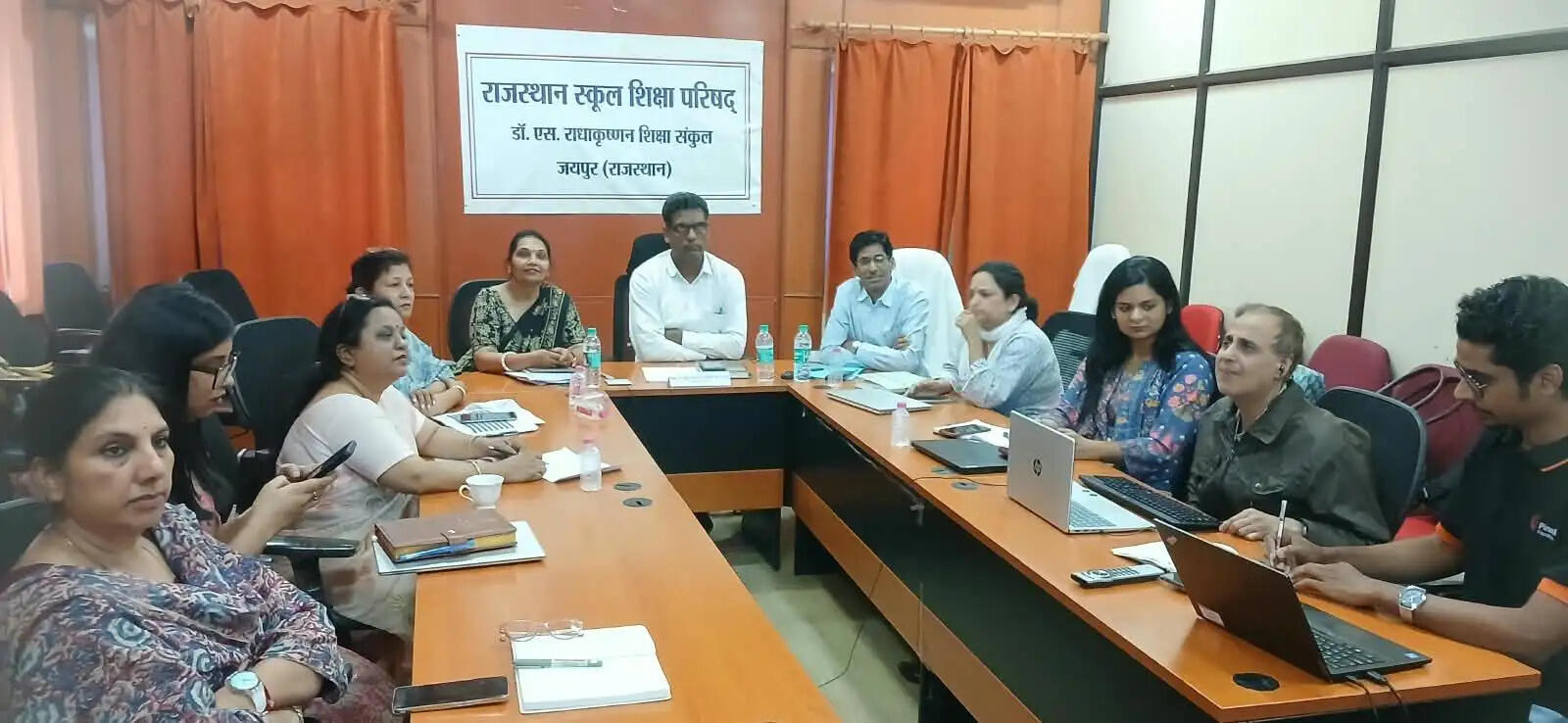सुरक्षित विद्यालय सिर्फ भवन नहीं, बच्चों के लिए सम्मान और भरोसे का माहौल जरूरी: निदेशक