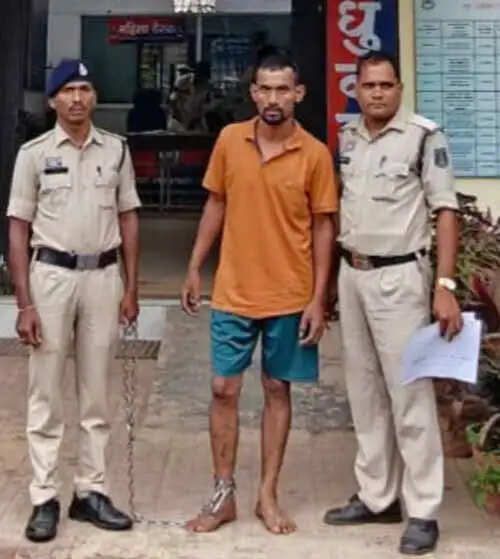 केंद्रीय जेल जगदलपुर की दीवार फांदकर फरार बंदी गिरफ्तार