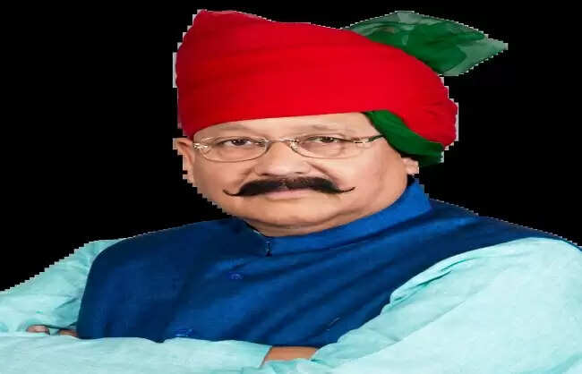 मंत्री महाराज ने चारधाम यात्रा में यात्रियों से स्वच्छता बनाए रखने की अपील