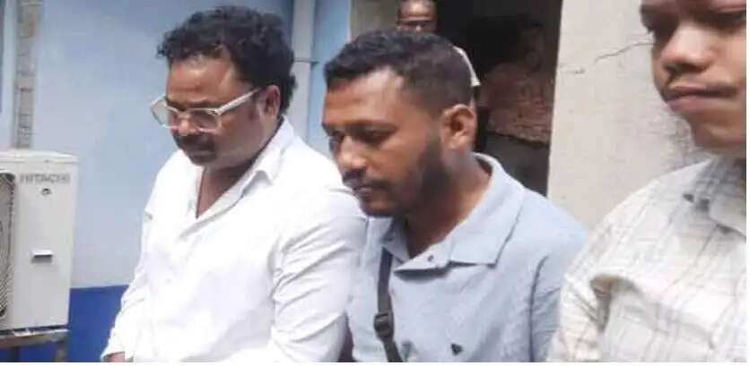 एसटीएफ की बड़ी कार्रवाई, दिनहाटा के पूर्व तृणमूल नेता का भाई गिरफ्तार