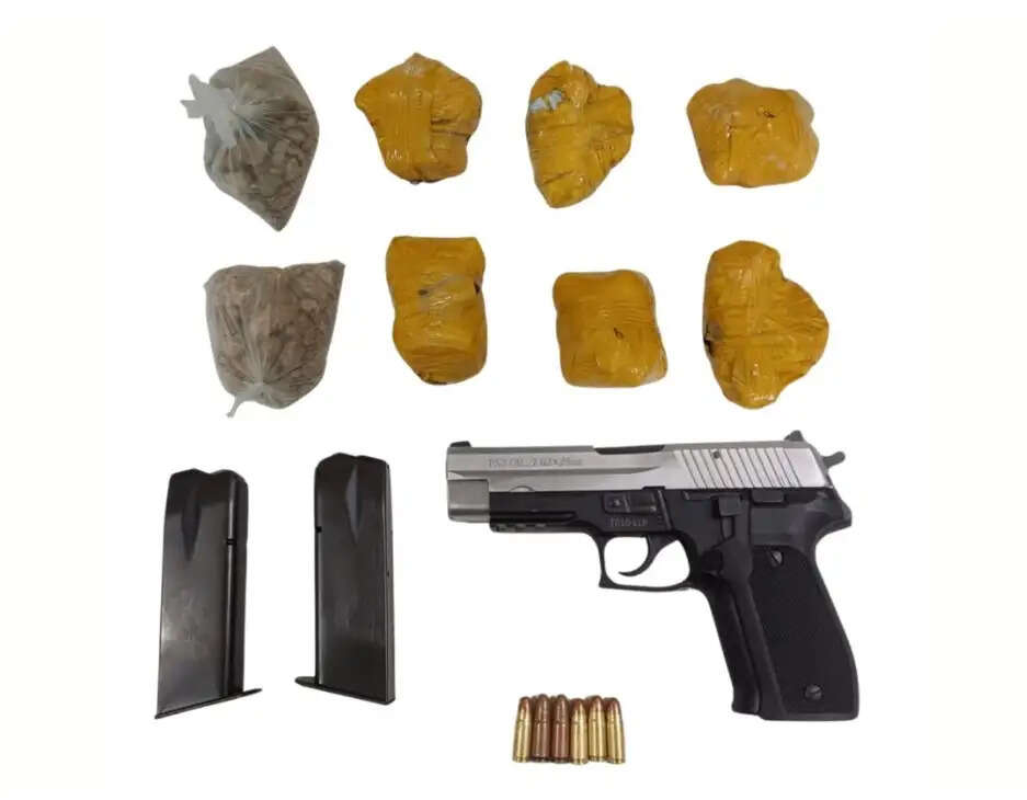 पंजाब पुलिस ने कराेड़ाें की हेराेइन के साथ नाबालिग समेत तीन काे दबाेचा