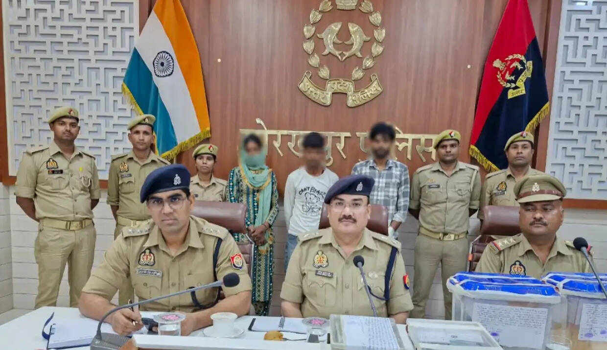 मोबाइल दुकान में चोरी का सनसनीखेज खुलासा, 5 आरोपी गिरफ्तार