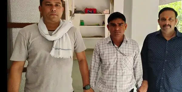 लोकायुक्त की बड़ी कार्रवाई, सरकारी कॉलेज के सहायक प्राध्यापक 50 हजार की रिश्वत लेते गिरफ्तार