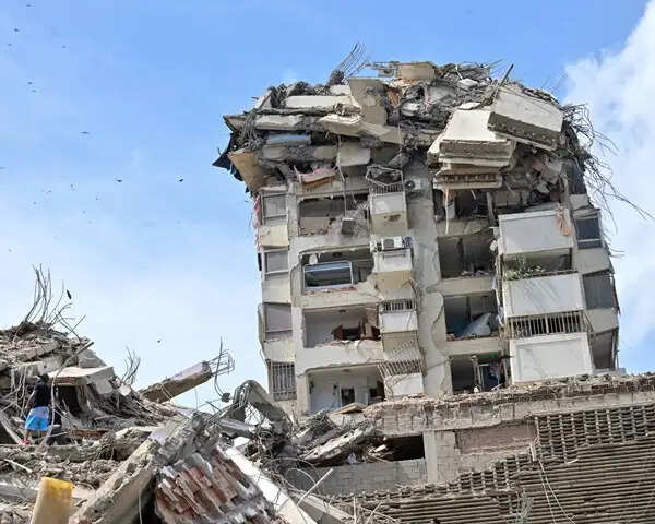 (मुख्य खबर) वेनेज़ुएला में भूकंप से मरने वालों की संख्या 589 तक पहुंची; 2,980 लोग घायल