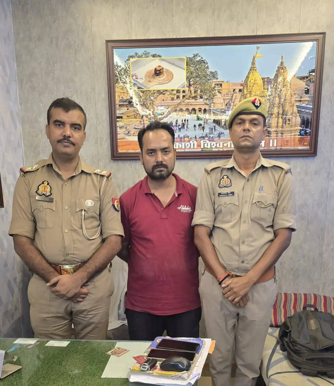 वाराणसी पुलिस की सक्रियता से बची रांची के चंदन की जान, राजघाट पुल से गंगा में छलांग लगाने पहुंच गया