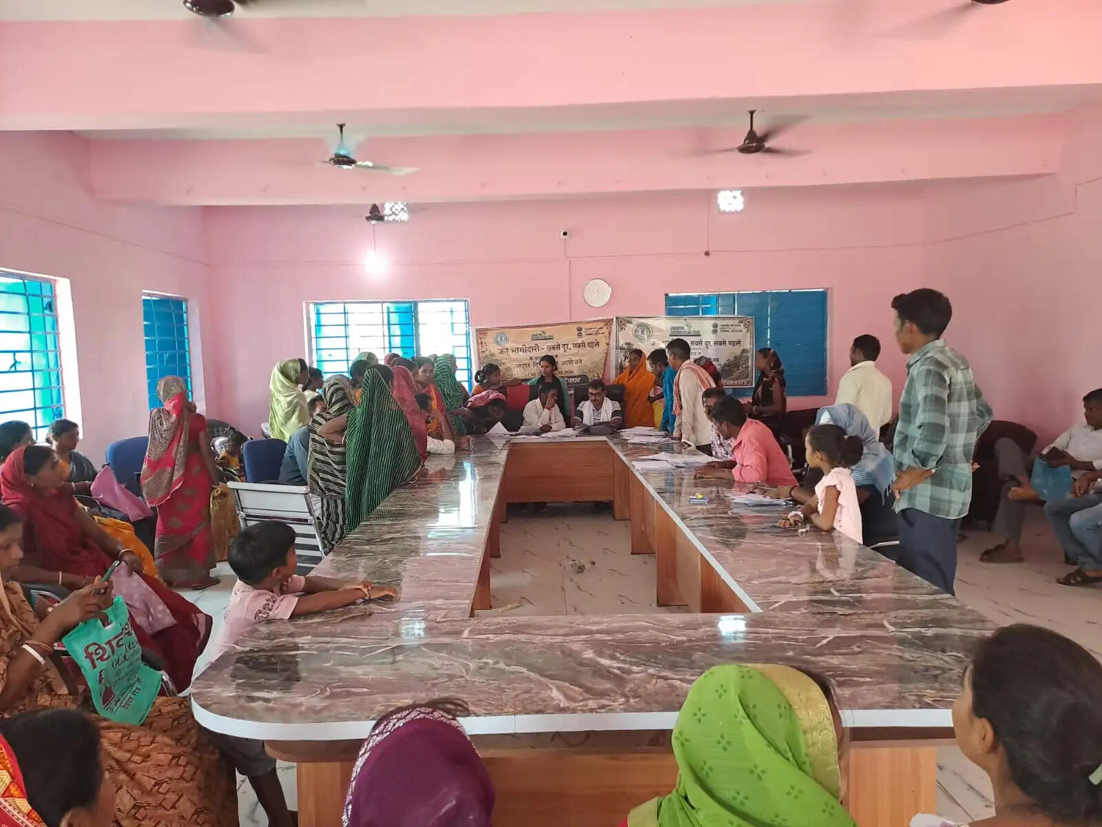 कल्याणकारी योजनाओं को लेकर बेनिफिशियरी सिचुएशन कैंप का आयोजन