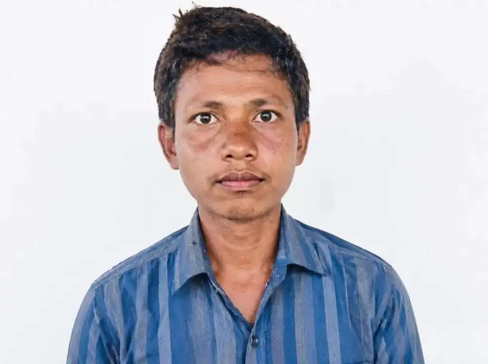 सड़क हादसे में ऑटो सवार की मौत, दो घायल